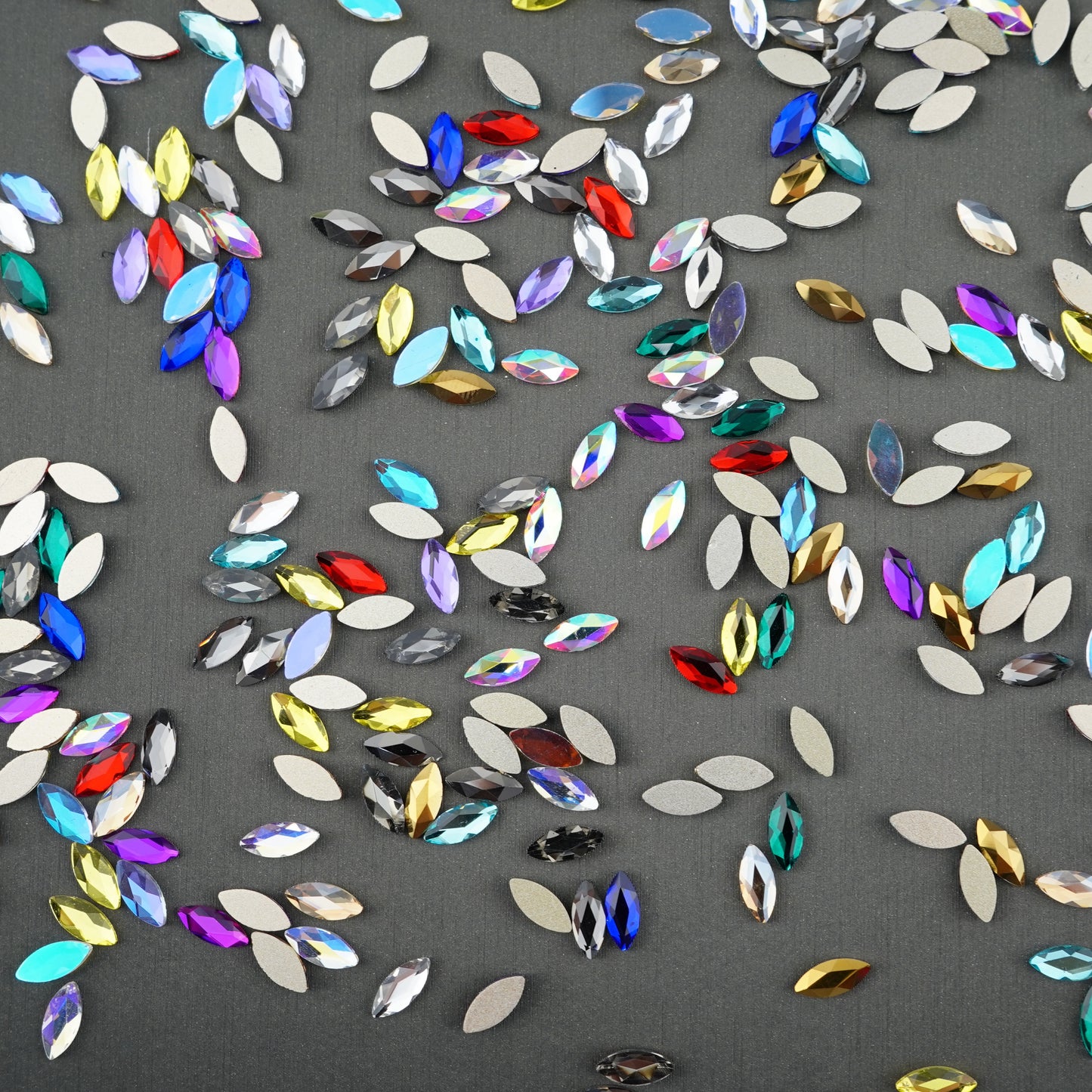 Navette 3.5x8mm NON Hot-fix Mini Bag 2106