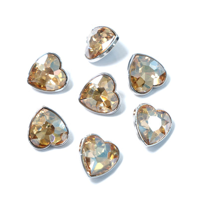 Rhinestone Heart Button 20.31mm x 20.27mm 204-03