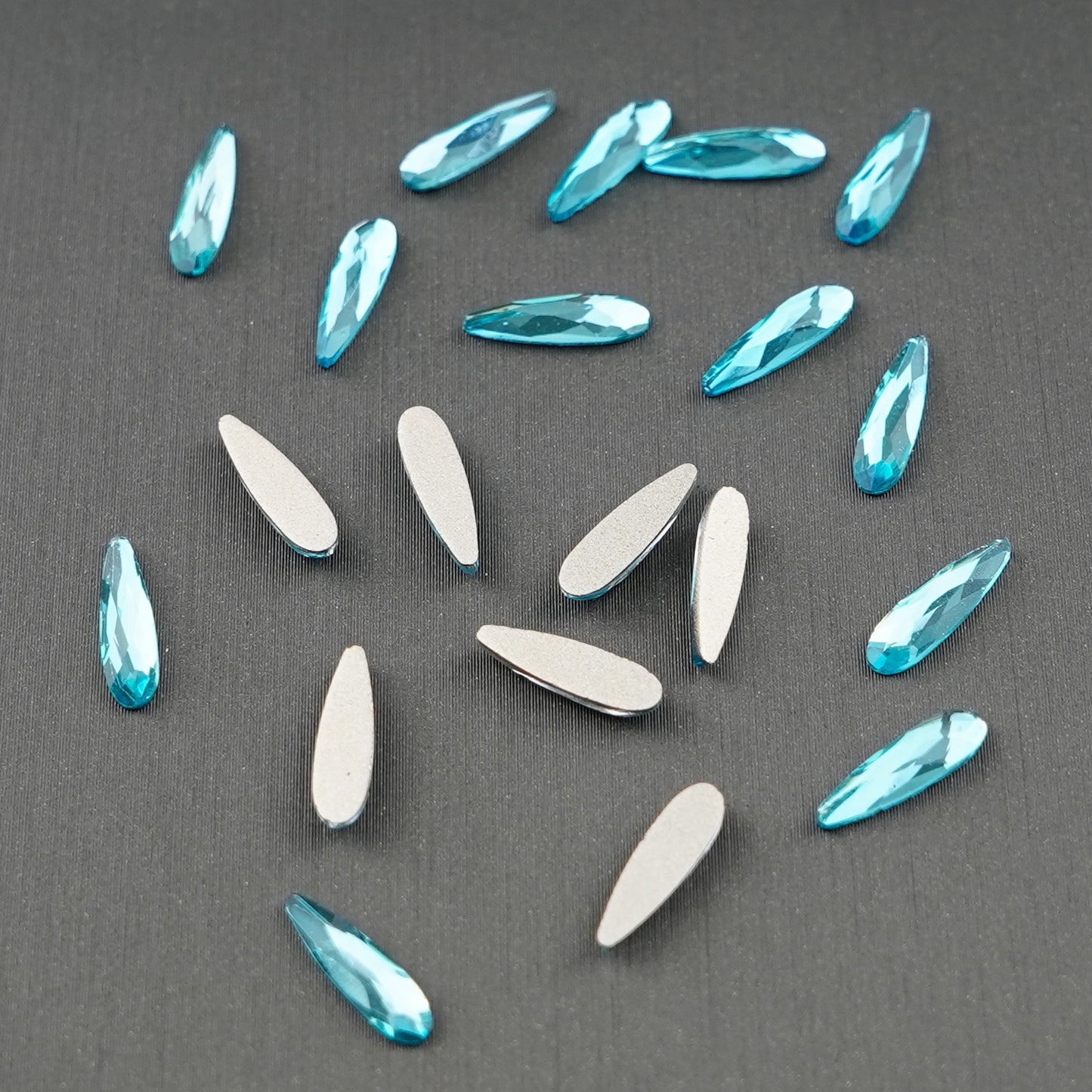 Rain Drop Shape Rhinestone 2x6mm NON Hot-fix Mini Bag 2538