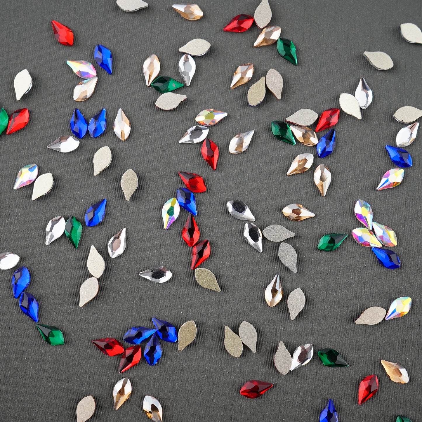 Flame shape Rhinestone 4x8mm 2570 NON Hot-fix Mini Bag 2553