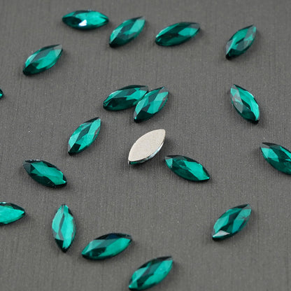 Navette 3.5x8mm NON Hot-fix Mini Bag 2106