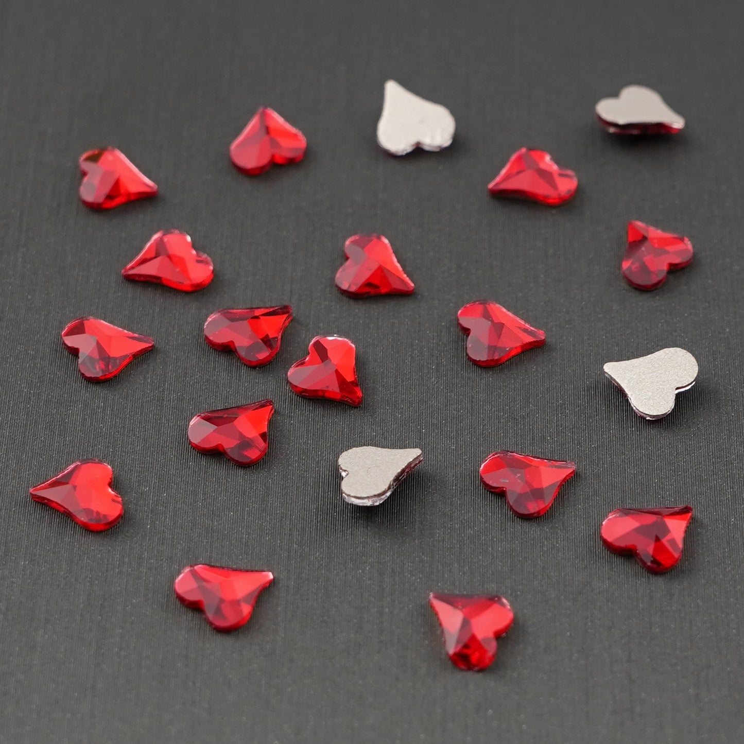 Curvy Heart 6x7mm NON Hot-fix Mini Bag 2572