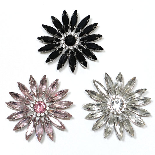 Tiny flower iron on Patch - 2402