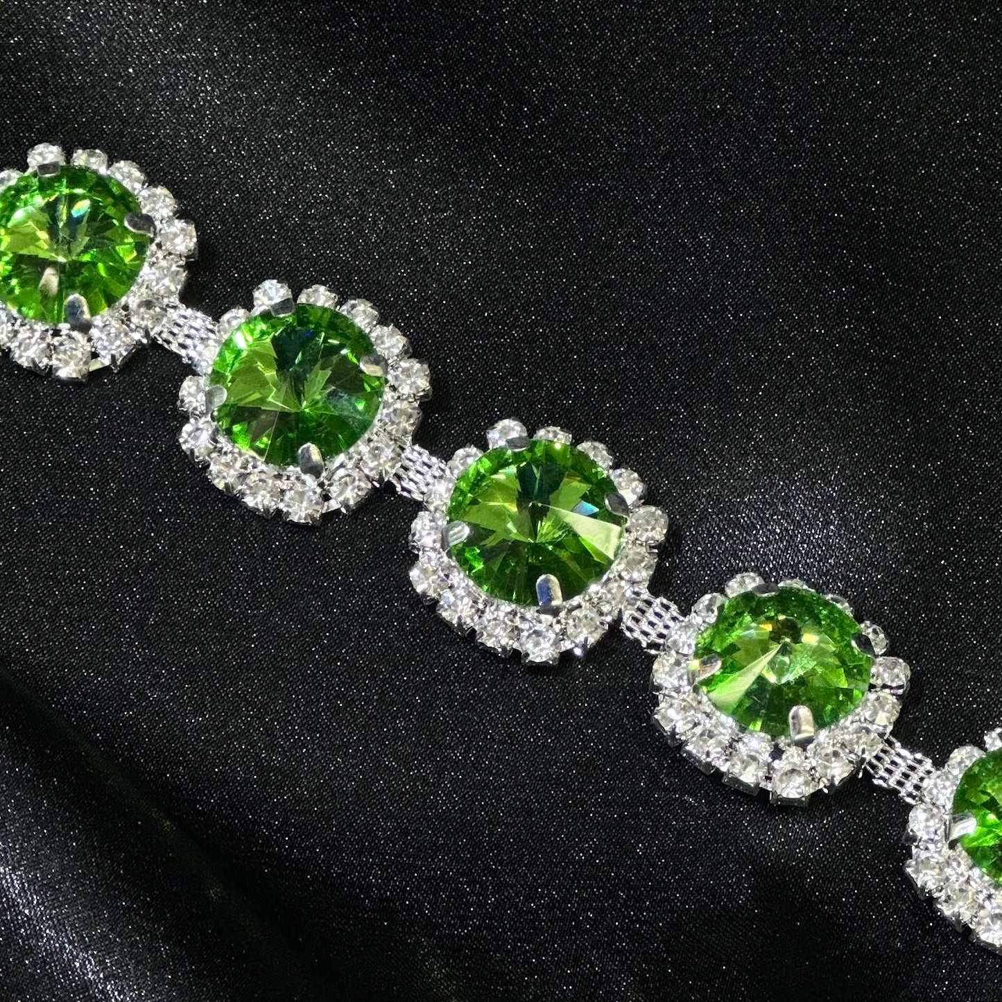 Pointy Sunflower rhinestone trim LA-323 by yard